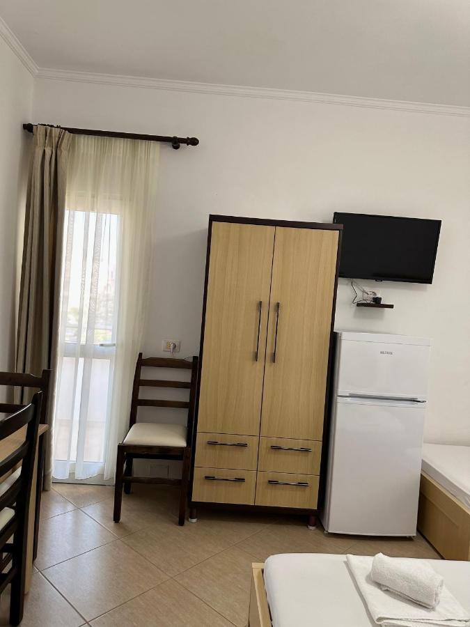 Visi Apartments Ксамил Екстериор снимка