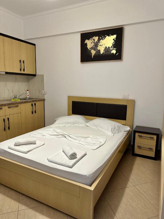 Visi Apartments Ксамил Екстериор снимка